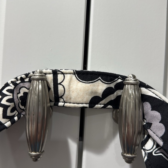 New with tags Vera Bradley midnight Paisley pleated tote - Picture 3 of 7